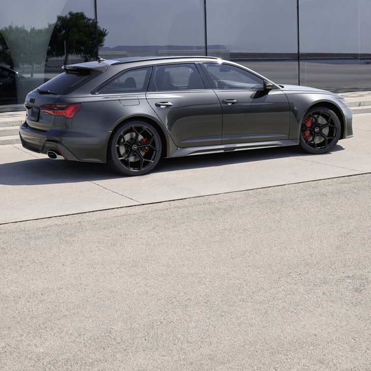 2024 Audi RS Q8, Luxury Performance SUV